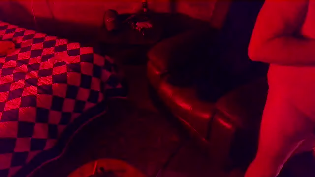 Luv2SuckBWC92 online show from December 15, 2025, 2:27 am