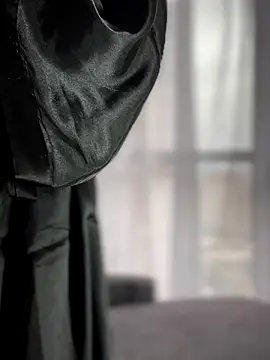 Sofi Leal online show from November 6, 2025, 11:55 am