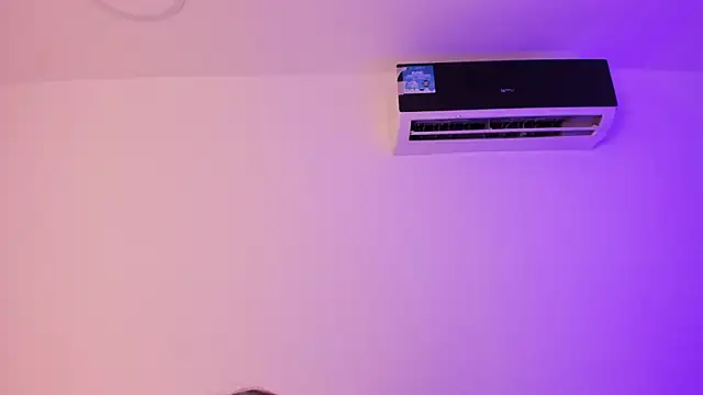 OliviaSweett online show from February 8, 2026, 6:55 pm