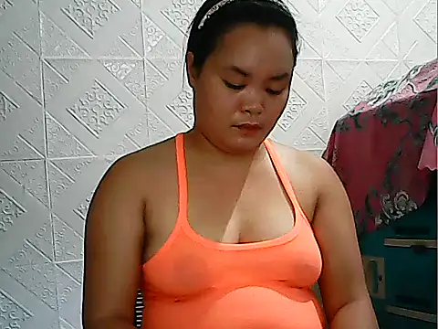 Snapshot of CreamyPussy4uxx chatting on May 16, 2026, 12:51 am CreamyPussy4uxx online show from May 16, 2026, 12:51 am