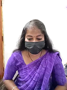 Snapshot of tamil_Sigappu_Roja chatting on May 4, 2026, 1:23 am tamil Sigappu Roja online show from May 4, 2026, 1:23 am