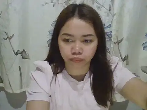 Snapshot of tinka_bella chatting on July 26, 2026, 1:47 am tinka bella online show from July 26, 2026, 1:47 am