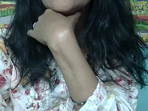 Snapshot of Lovely_bhabhi143 chatting on May 1, 2026, 6:07 am Lovely bhabhi143 online show from May 1, 2026, 6:07 am