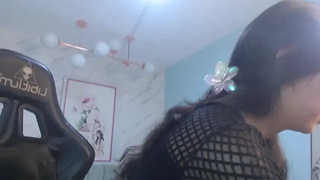 victoria hernandez t  online show from March 10, 2026, 1:05 pm