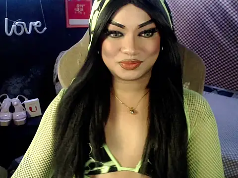 xxXMissCessXxx online show from March 23, 2026, 4:44 pm