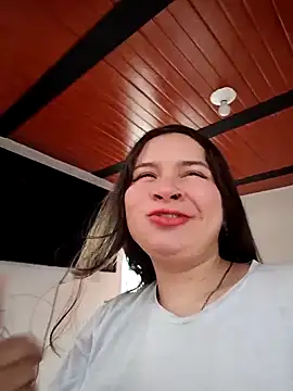 Isa Acosta online show from February 2, 2026, 2:05 pm