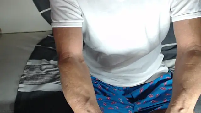 Snapshot of cumtwo2 chatting on September 16, 2025, 10:38 am cumtwo2 online show from September 16, 2025, 10:38 am