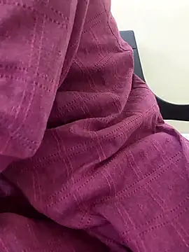 Alia-00 online show from October 9, 2025, 4:10 am