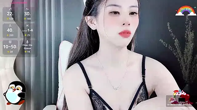 Aline 690 online show from September 11, 2025, 2:06 pm