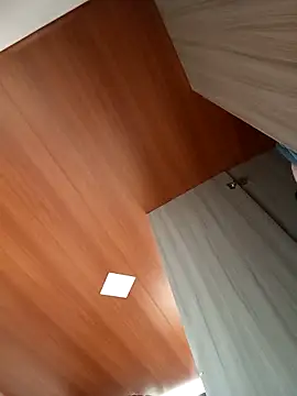 Sophie petit1 online show from September 11, 2025, 1:22 pm