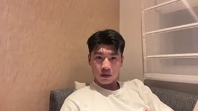 Snapshot of heywilliam chatting on October 15, 2025, 1:33 pm heywilliam online show from October 15, 2025, 1:33 pm