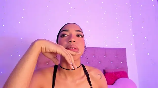 dulce brown01 online show from April 4, 2026, 1:30 pm