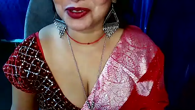 QUEEN SAKHI- online show from May 26, 2026, 6:48 pm