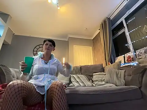 backdoorgalore4you online show from December 21, 2025, 9:33 pm