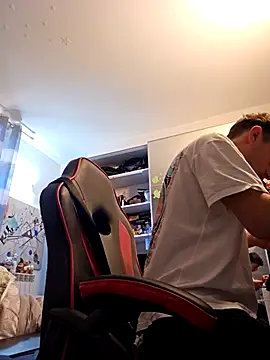 Thelouniost334    online show from October 6, 2025, 10:56 am