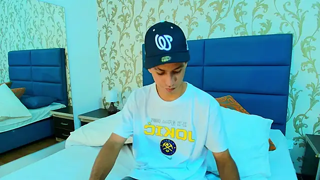 Snapshot of Marcus_Jeron chatting on September 11, 2025, 11:27 pm Marcus Jeron online show from September 11, 2025, 11:27 pm