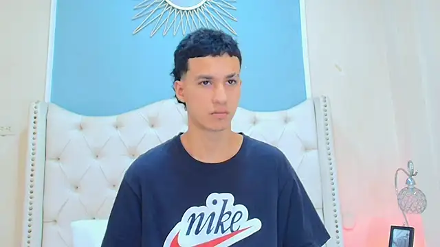 Snapshot of Marcus_Jeron chatting on September 12, 2025, 5:13 pm Marcus Jeron online show from September 12, 2025, 5:13 pm