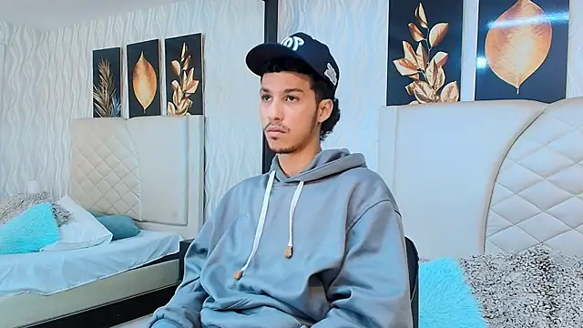 Snapshot of Marcus_Jeron chatting on October 5, 2025, 7:39 am Marcus Jeron online show from October 5, 2025, 7:39 am