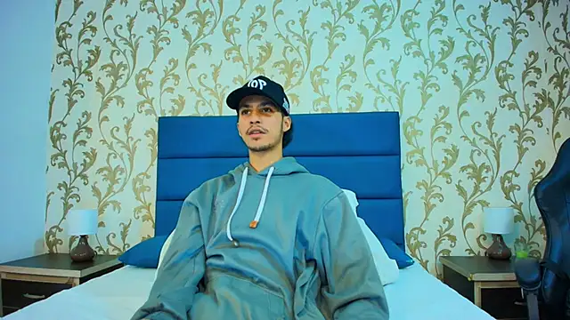 Snapshot of Marcus_Jeron chatting on November 2, 2025, 3:09 am Marcus Jeron online show from November 2, 2025, 3:09 am