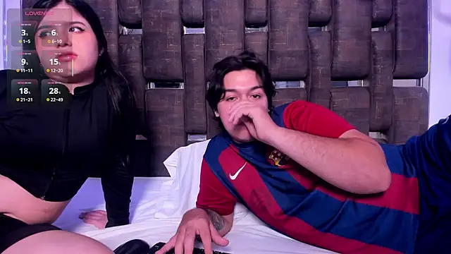 EmilyANDrew  online show from October 15, 2025, 4:56 am