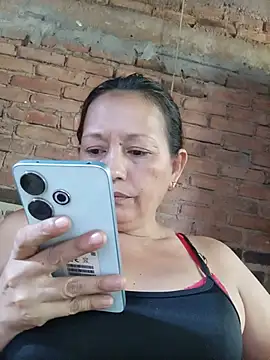 marinita13 online show from June 24, 2026, 8:41 pm