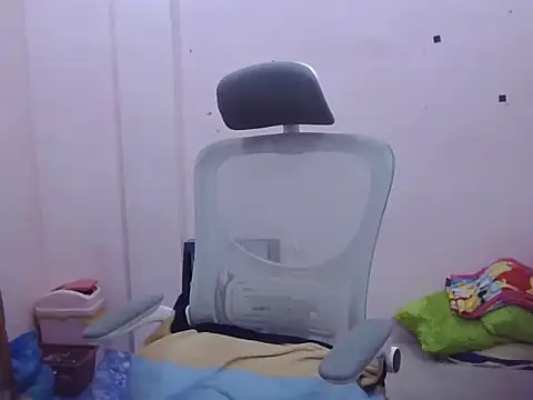 WildPussy4uxx online show from November 16, 2025, 6:24 pm