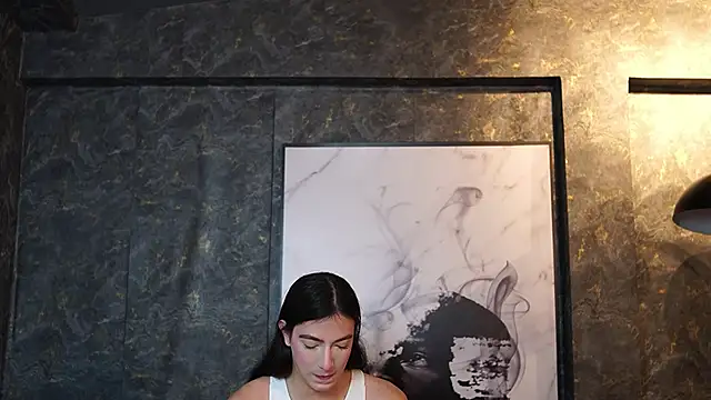 Ariaa Isabell online show from March 26, 2026, 6:24 pm