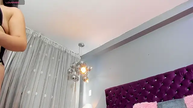 RedAngel1- online show from September 26, 2025, 1:15 pm