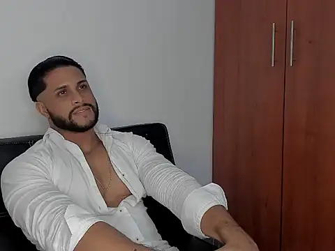 Pier Simons online show from September 28, 2025, 10:53 am