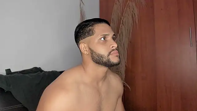 Pier Simons online show from December 5, 2025, 8:12 am