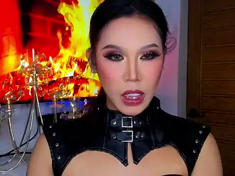 Snapshot of foxclassyramona_ts chatting on March 22, 2026, 8:45 pm foxclassyramona ts online show from March 22, 2026, 8:45 pm