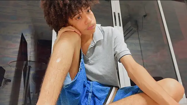 Max Rain online show from November 20, 2025, 11:15 pm