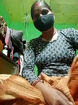 Suhani cuty online show from November 6, 2025, 3:46 pm