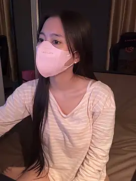  Meimeibaby  online show from March 27, 2026, 9:32 am