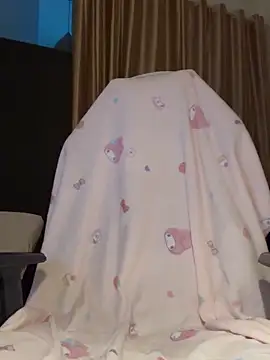  Meimeibaby  online show from April 13, 2026, 10:10 am