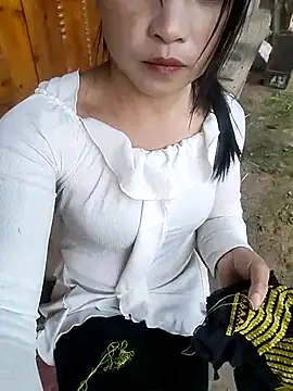 Tiyir597 online show from October 18, 2025, 4:15 am