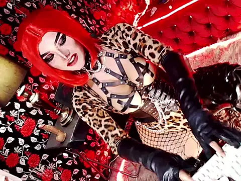 hail ur queenx online show from January 17, 2026, 7:50 pm