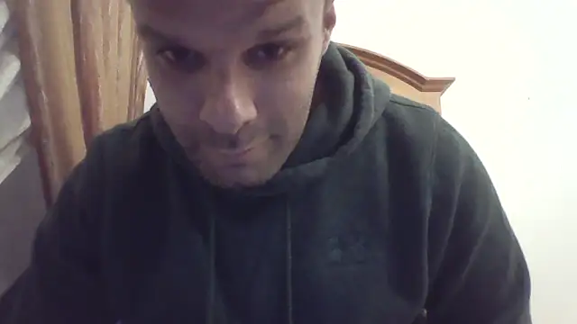 Snapshot of FROCETTO93 chatting on October 19, 2025, 10:27 am FROCETTO93 online show from October 19, 2025, 10:27 am