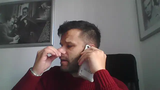 Snapshot of FROCETTO93 chatting on October 24, 2025, 6:32 am FROCETTO93 online show from October 24, 2025, 6:32 am