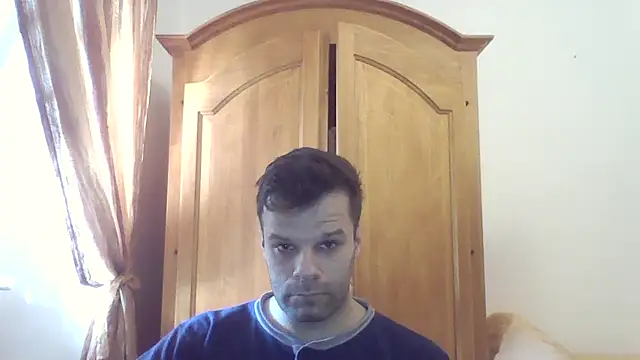 Snapshot of FROCETTO93 chatting on November 2, 2025, 9:00 am FROCETTO93 online show from November 2, 2025, 9:00 am