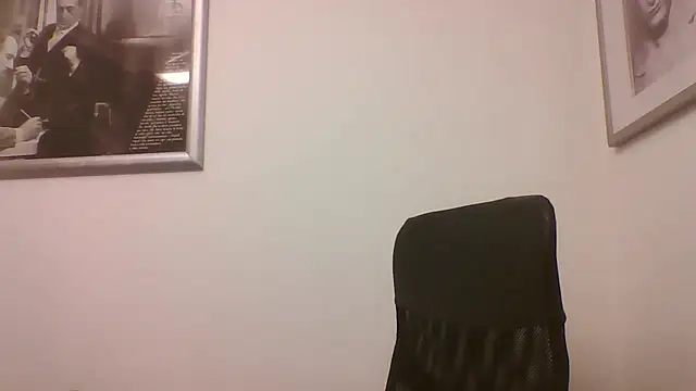 Snapshot of FROCETTO93 chatting on February 4, 2026, 3:18 pm FROCETTO93 online show from February 4, 2026, 3:18 pm