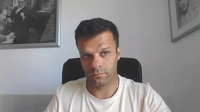 Snapshot of FROCETTO93 chatting on July 13, 2026, 7:00 am FROCETTO93 online show from July 13, 2026, 7:00 am