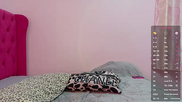 Serenaa rabbit online show from October 13, 2025, 10:26 am