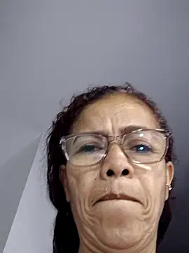 Snapshot of Merybeks chatting on May 2, 2026, 9:58 am Merybeks online show from May 2, 2026, 9:58 am