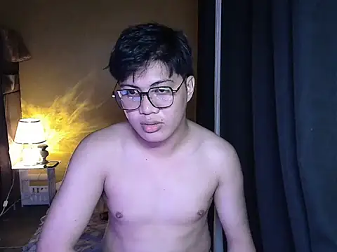 Lowel Smith online show from September 25, 2025, 2:43 pm