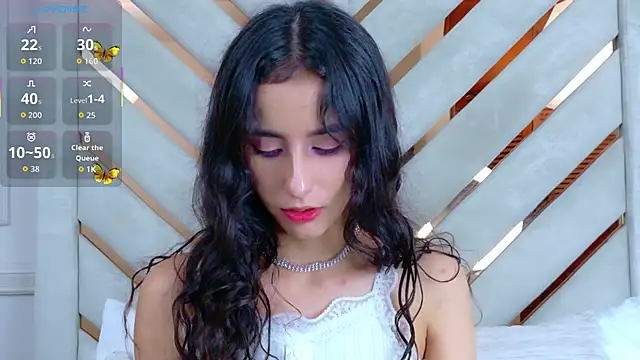 Sarah-Grace online show from October 15, 2025, 3:28 am