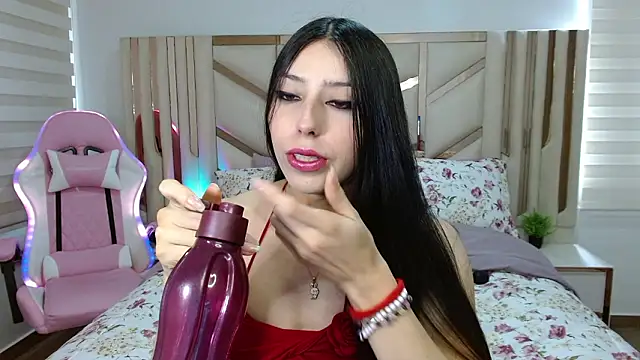 violett star1 online show from March 23, 2026, 4:22 pm