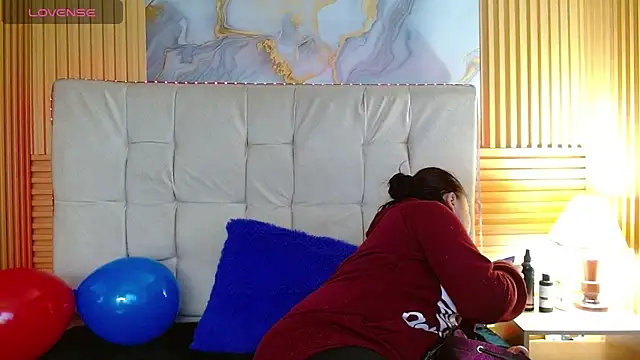 miadoll303av online show from October 7, 2025, 12:13 pm