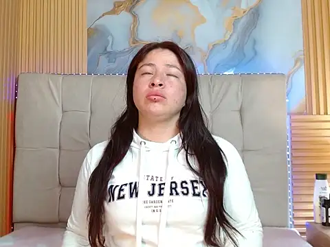 miadoll303av online show from October 17, 2025, 12:52 pm