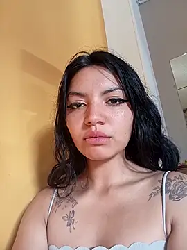 Snapshot of Amara_Cendella chatting on September 13, 2025, 9:47 pm Amara Cendella online show from September 13, 2025, 9:47 pm